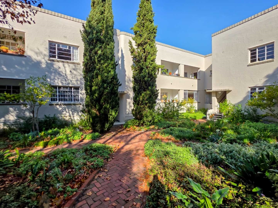 2 Bedroom Property for Sale in Tamboerskloof Western Cape